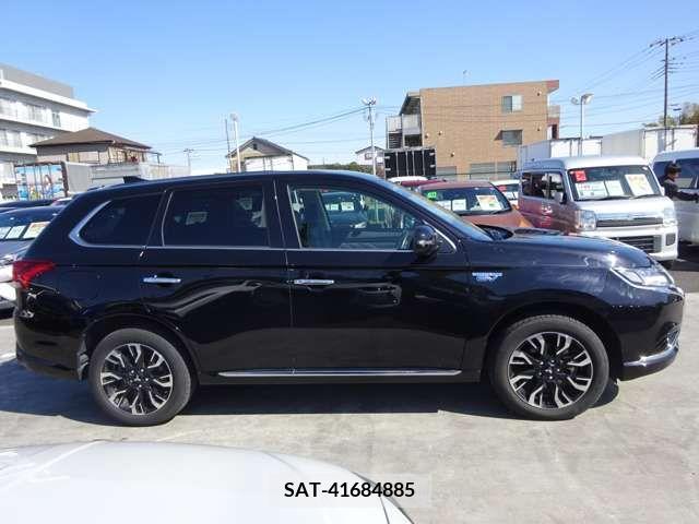 Mitsubishi OUTLANDER PHEV 2015-11 216245-8