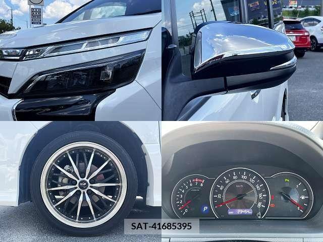 Toyota VOXY 2019-08 370286-7