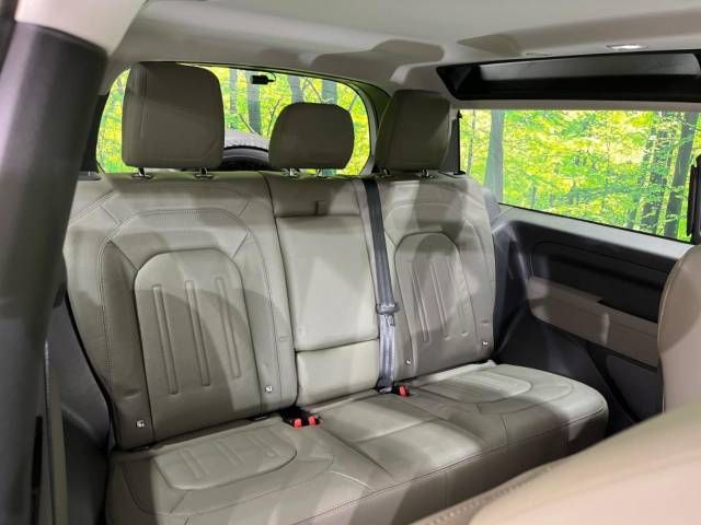 ROVER DEFENDER 2022-01 190555-10