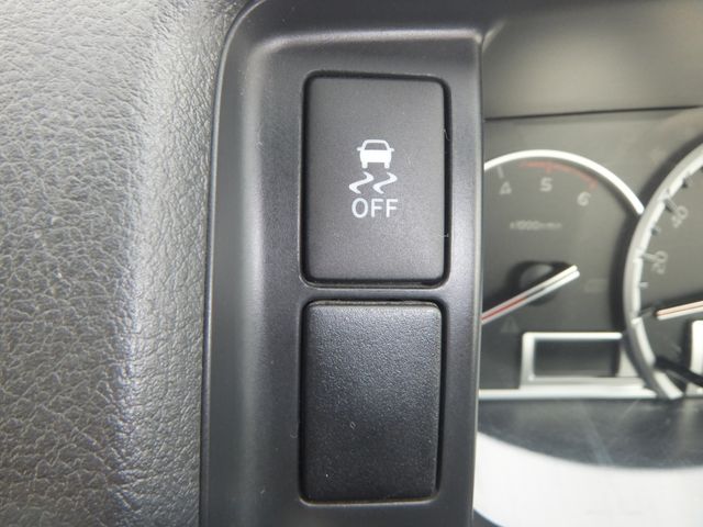 Toyota HIACE VAN 2019-03 7821-25