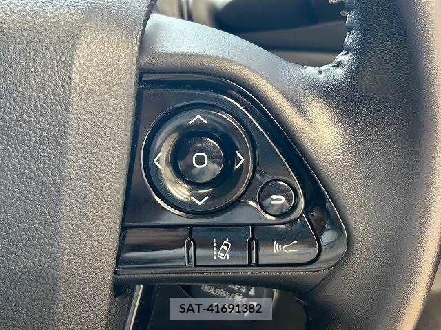Toyota PRIUS 2019-11 281733-5