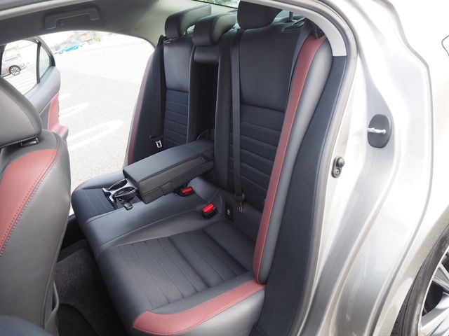 Lexus IS 2016-12 25035-19