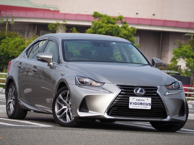 Lexus IS 2016-12 25035-0