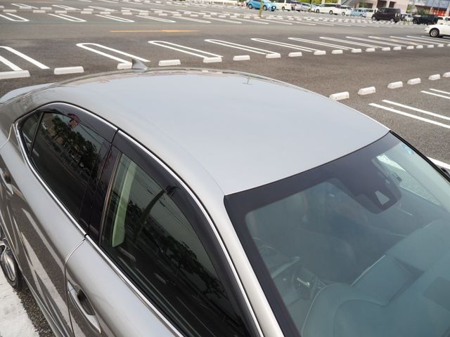 Lexus IS 2016-12 25035-27