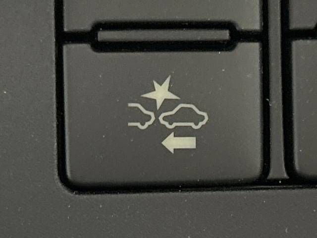 Toyota SIENTA 2018-02 188347-5