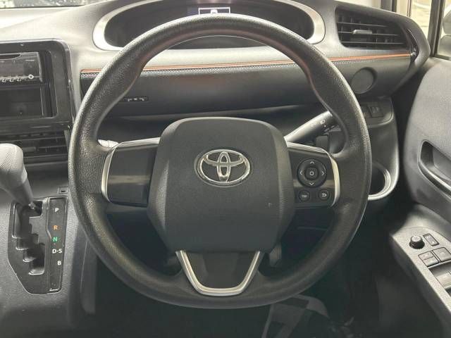 Toyota SIENTA 2018-02 188347-14