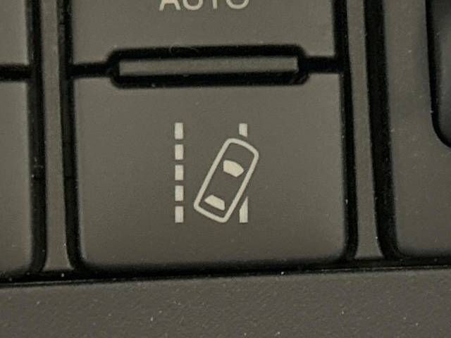 Toyota SIENTA 2018-02 188347-6