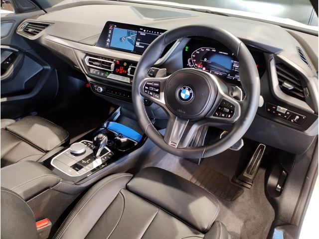 Bmw 1 SERIES 2023-04 19876-5