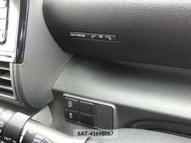 Toyota SIENTA 2017-01 314633-15