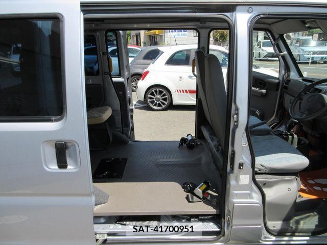 Mitsubishi MINICAB VAN 2010-01 277399-8