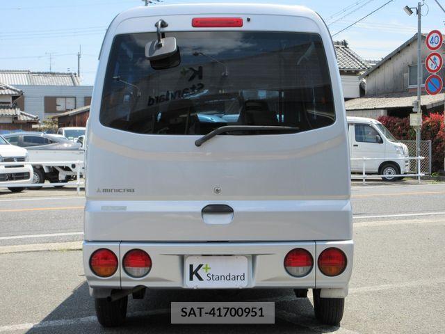 Mitsubishi MINICAB VAN 2010-01 277399-6