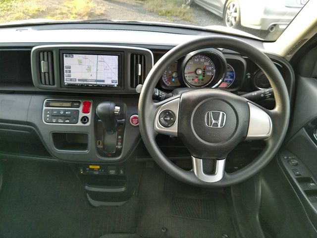 Honda N-ONE 2016-04 190507-4