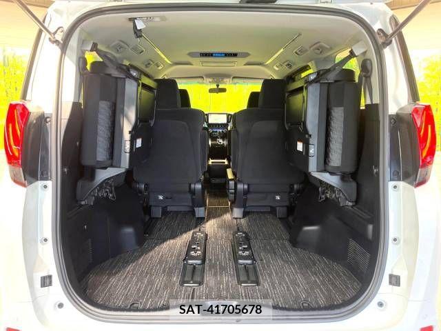 Toyota ALPHARD 2017-05 240077-10