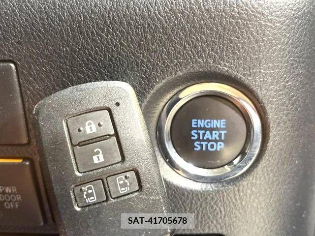 Toyota ALPHARD 2017-05 240077-6