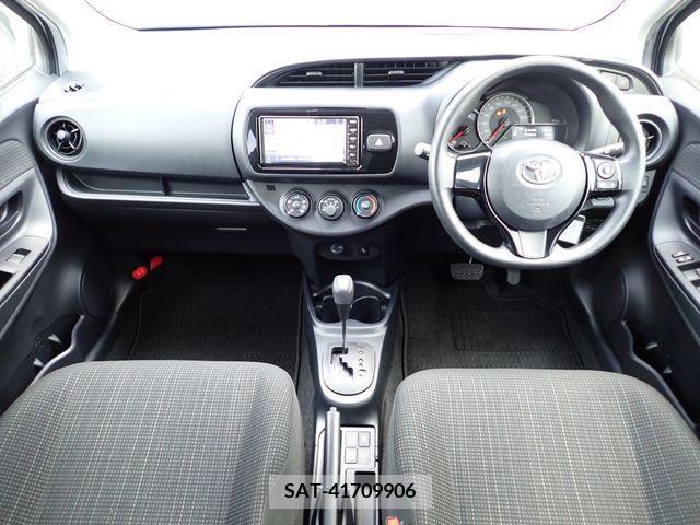 Toyota VITZ 2018-12 206860-1