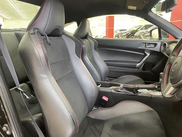 Toyota 86 2012-04 191498-19