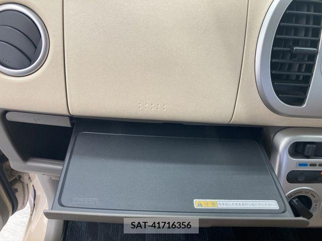 Nissan MOCO 2010-02 364056-28
