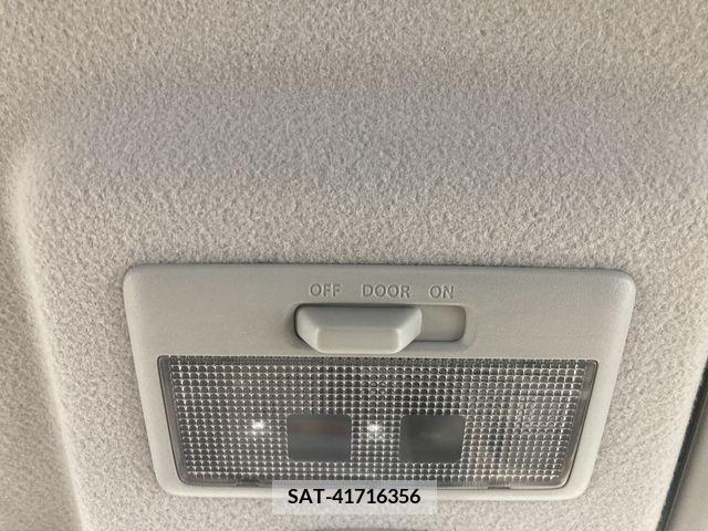 Nissan MOCO 2010-02 364056-6