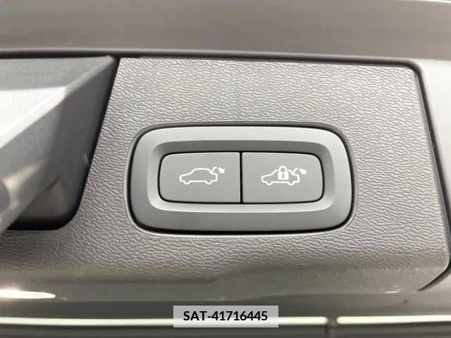 Volvo XC60 2022-06 370271-7
