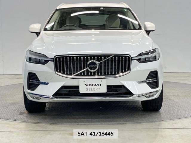 Volvo XC60 2022-06 370271-18