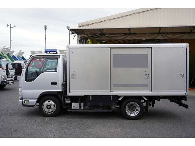 Isuzu ELF TRUCK 2013-09 189766-2
