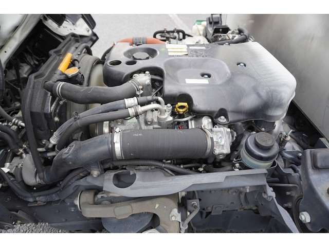 Isuzu ELF TRUCK 2013-09 189766-12
