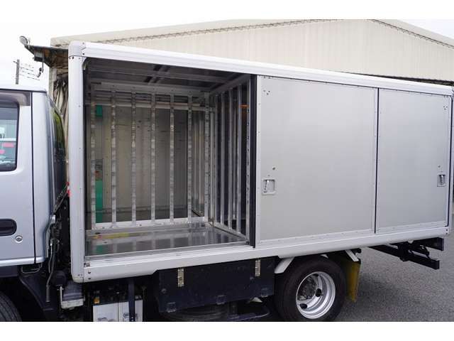 Isuzu ELF TRUCK 2013-09 189766-15