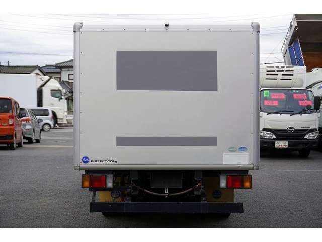 Isuzu ELF TRUCK 2013-09 189766-3