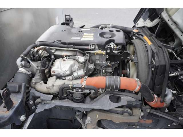 Isuzu ELF TRUCK 2013-09 189766-13