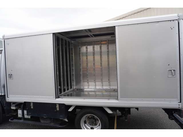 Isuzu ELF TRUCK 2013-09 189766-16