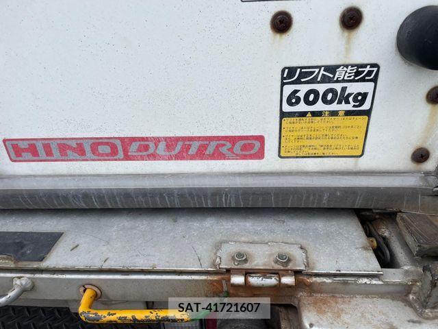 Hino DUTRO 2003-03 256373-16