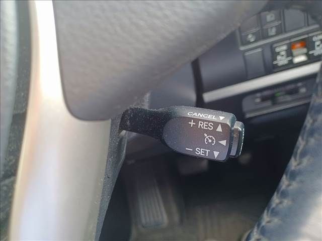 Toyota ESQUIRE 2018-07 19135-20