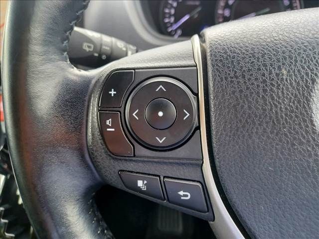 Toyota ESQUIRE 2018-07 19135-19