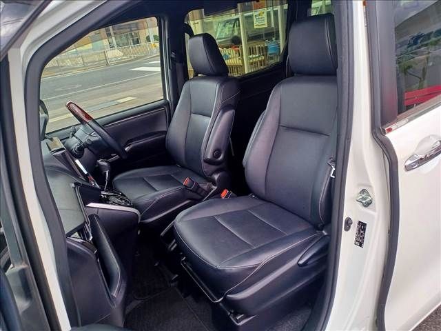 Toyota ESQUIRE 2018-07 19135-3