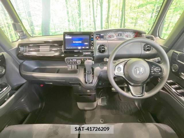 Honda N BOX CUSTOM 2021-10 243408-1