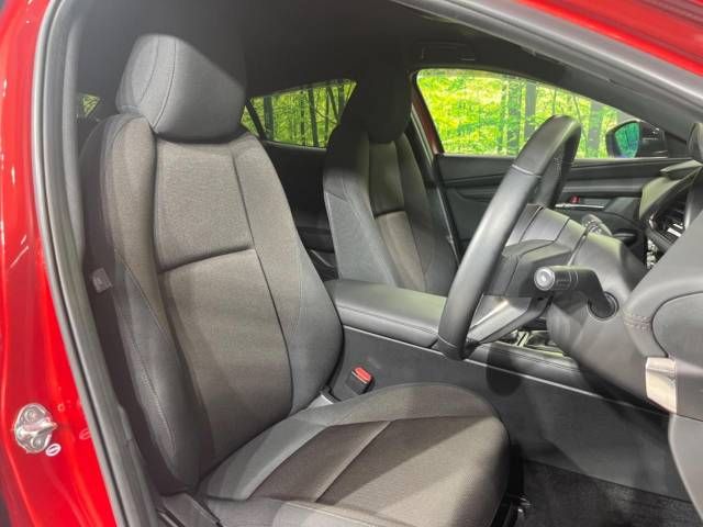 Mazda MAZDA3 2019-09 6882-8