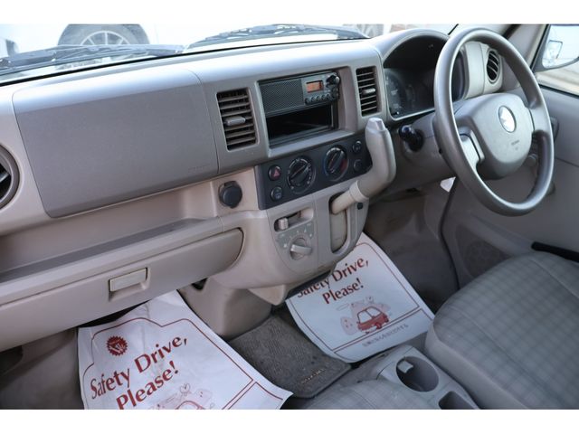 Suzuki EVERY 2012-06 183739-1