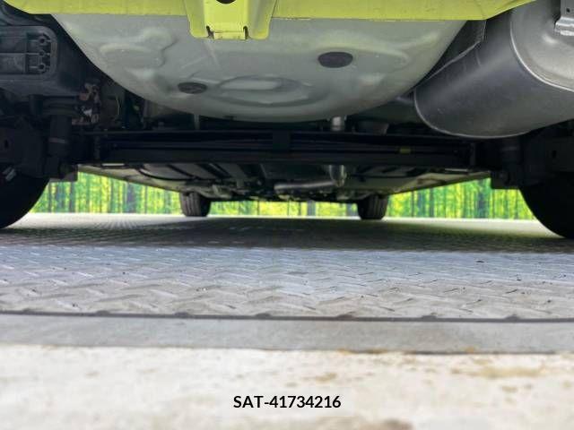 Toyota SIENTA 2015-07 218558-19