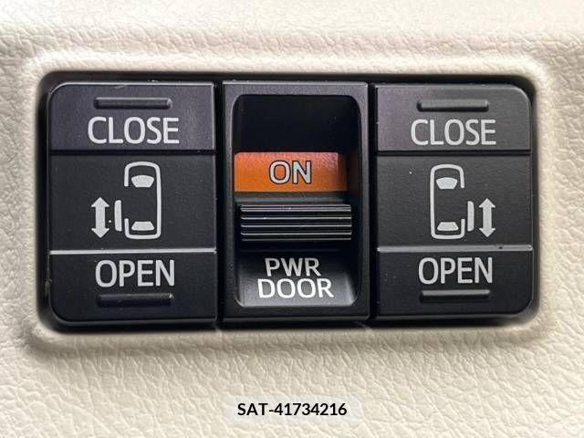 Toyota SIENTA 2015-07 218558-6