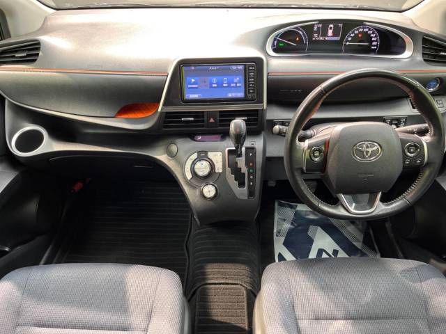Toyota SIENTA 2017-09 13116-1