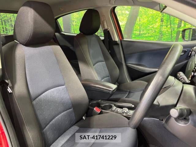 Mazda DEMIO 2015-11 296594-4