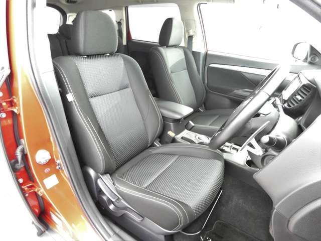 Mitsubishi OUTLANDER 2017-01 18741-5
