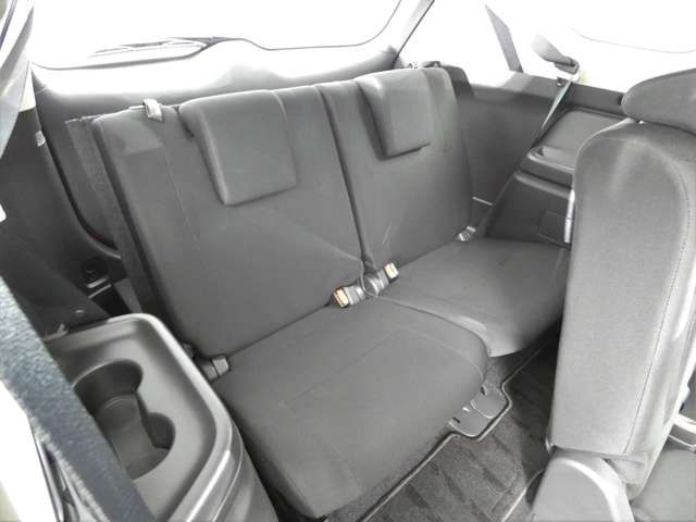 Mitsubishi OUTLANDER 2017-01 18741-7