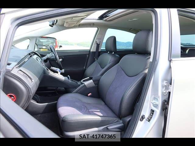 Toyota PRIUS 2013-10 250538-17