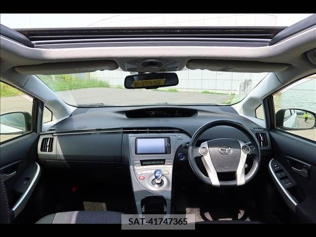 Toyota PRIUS 2013-10 250538-8