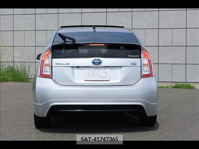 Toyota PRIUS 2013-10 250538-4