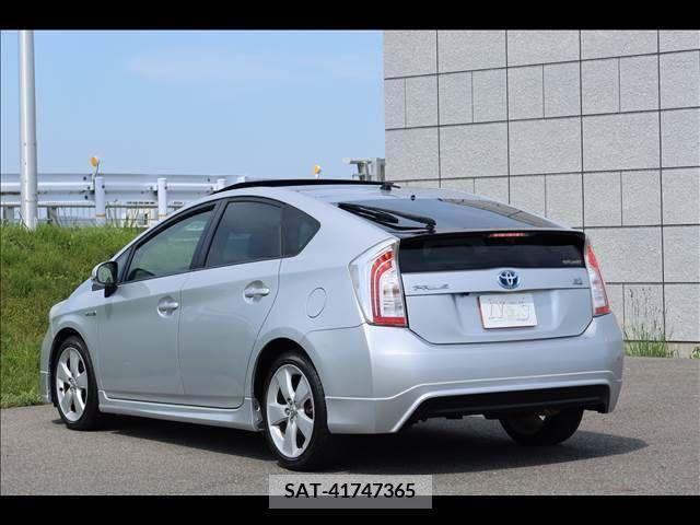 Toyota PRIUS 2013-10 250538-3
