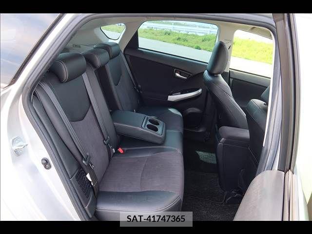 Toyota PRIUS 2013-10 250538-14