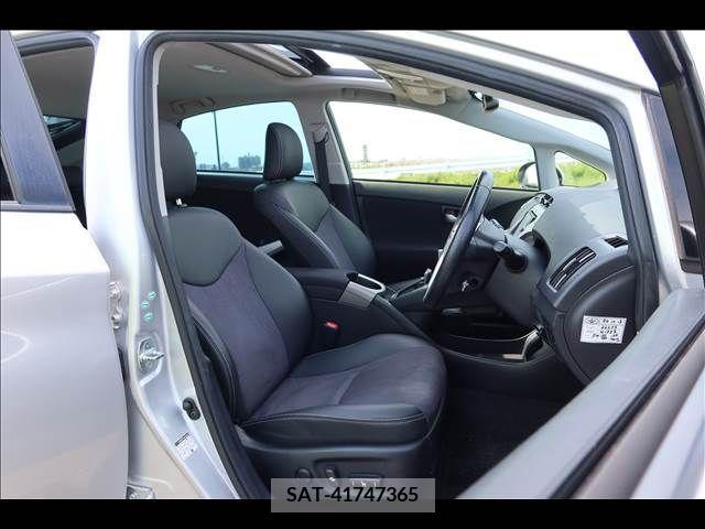 Toyota PRIUS 2013-10 250538-11