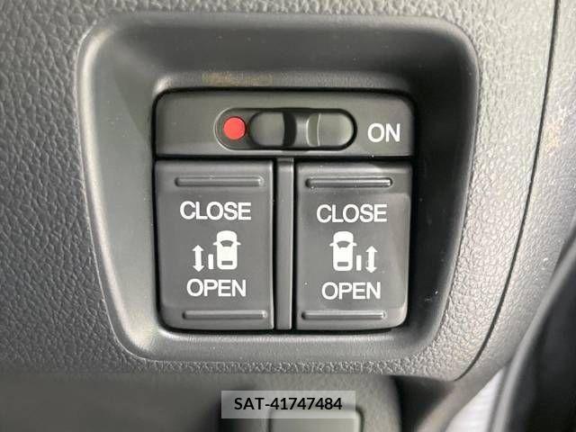 Honda N BOX CUSTOM 2015-04 279321-4